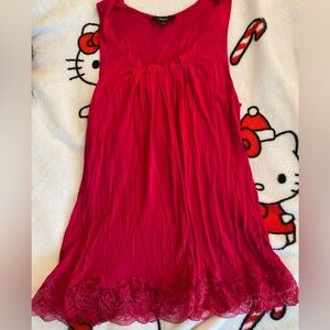 Y2K Express magenta tank top with lace trim